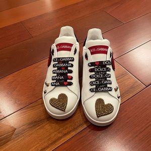 NEW! Dolce and Gabbana Love sneakers NEW